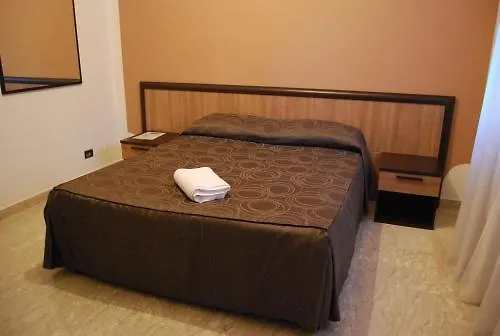 Villamelchiorre 1 Milan Guest house